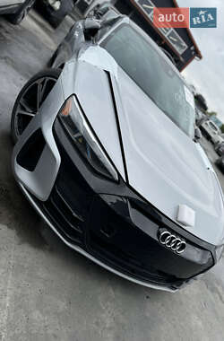 Ліфтбек Audi e-tron GT 2022 в 