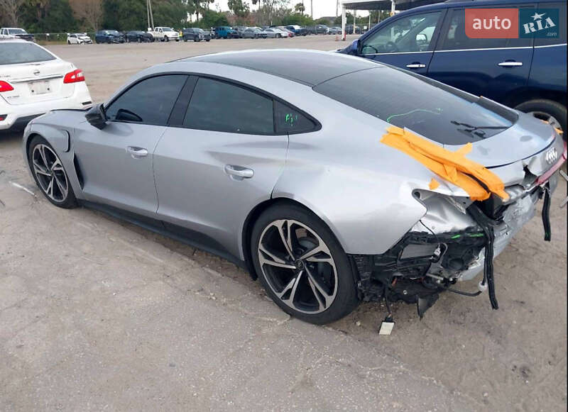 Лифтбек Audi e-tron GT 2022 в Львове