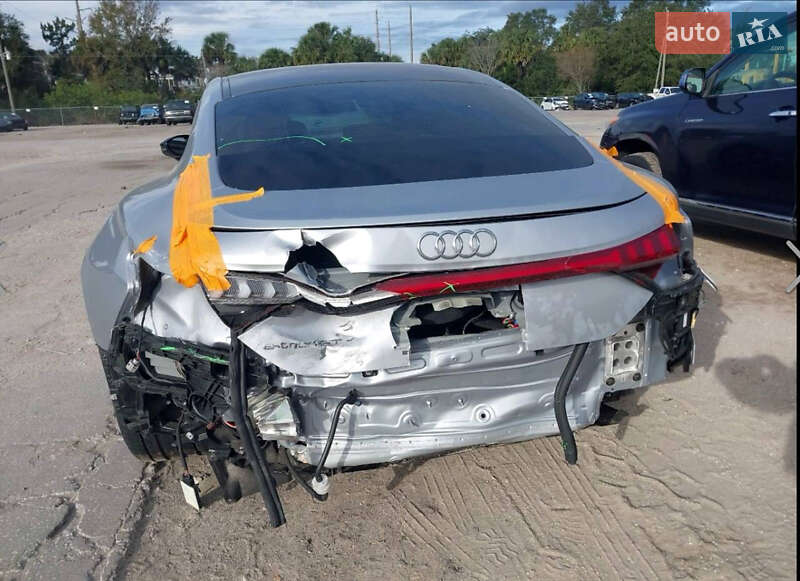 Лифтбек Audi e-tron GT 2022 в Львове