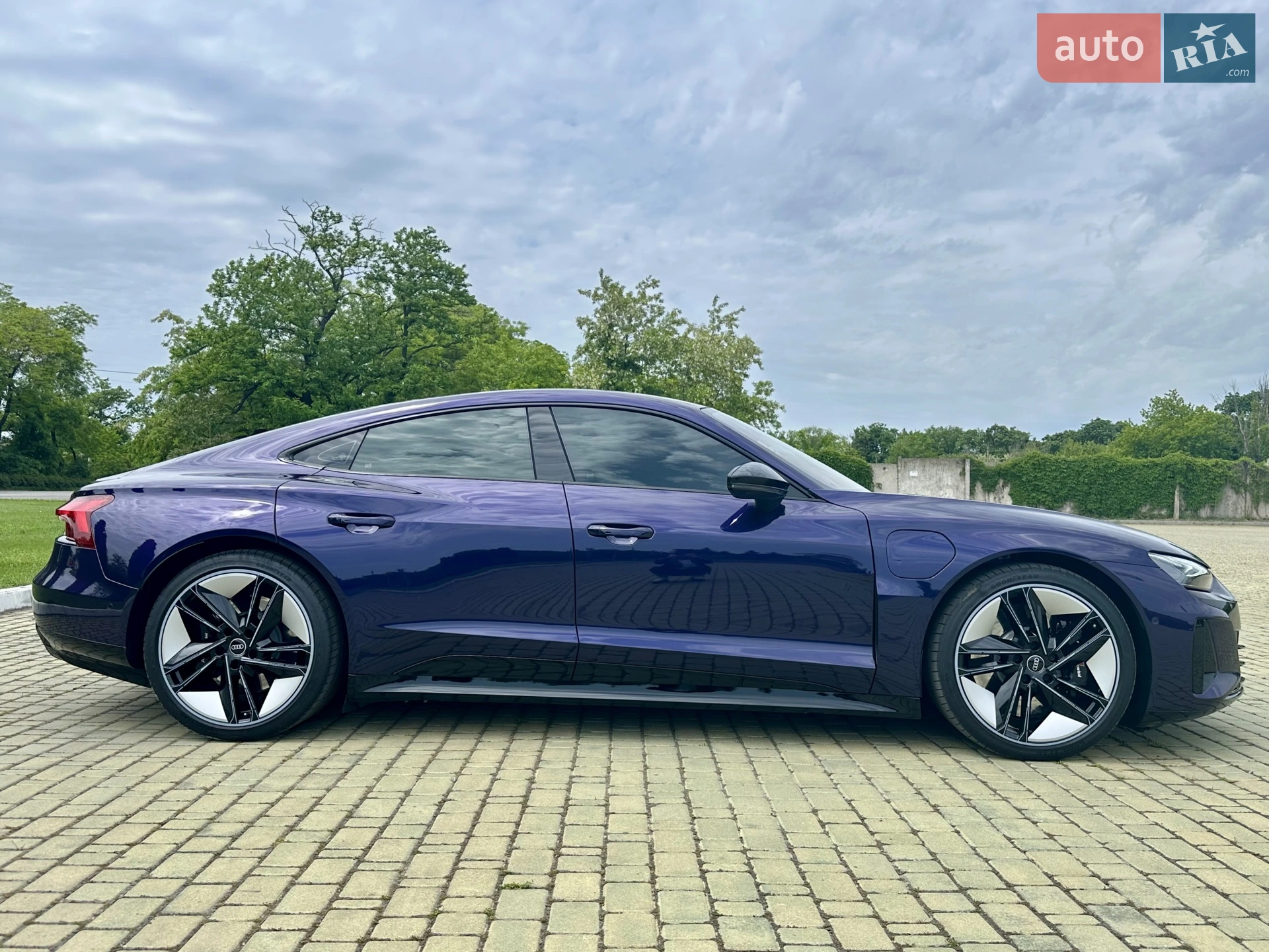 2024 Audi e-tron GT - мініатюра 11