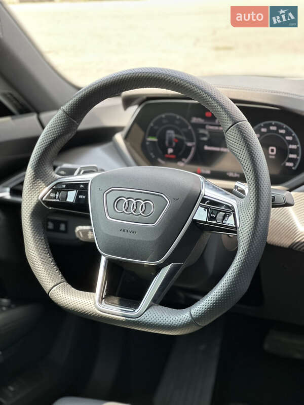 Лифтбек Audi e-tron GT 2021 в Киеве