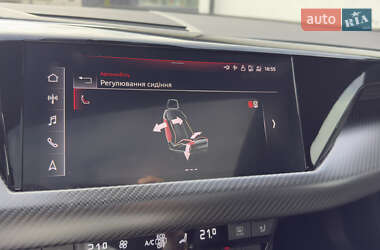 Лифтбек Audi e-tron GT 2021 в 