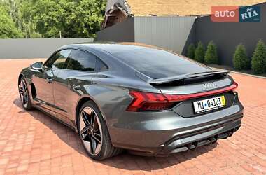Лифтбек Audi e-tron GT 2022 в 