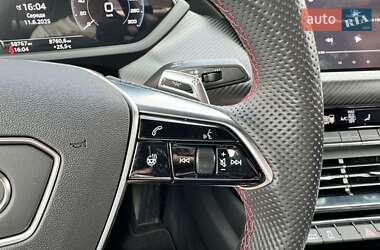 Лифтбек Audi e-tron GT 2022 в 