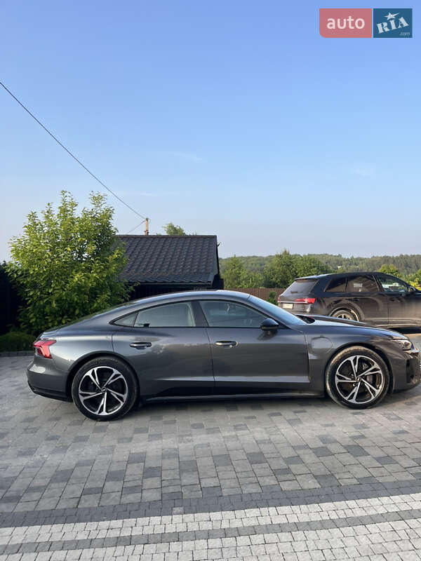 Ліфтбек Audi e-tron GT 2021 в Львові фото 10 Ліфтбек Audi e-tron GT 2021 в Львові