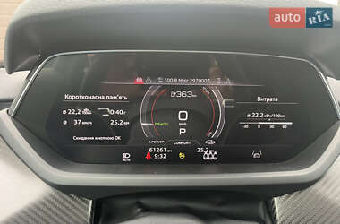 Лифтбек Audi e-tron GT 2021 в 