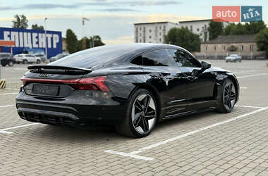 Лифтбек Audi e-tron GT 2021 в 