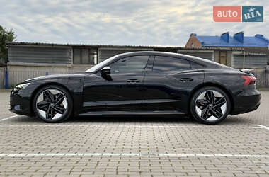 Лифтбек Audi e-tron GT 2021 в 