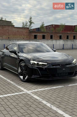 Лифтбек Audi e-tron GT 2021 в 