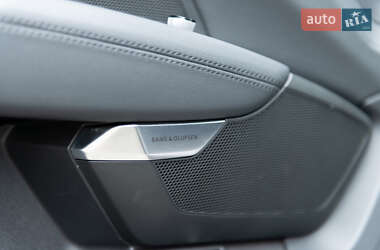 Лифтбек Audi e-tron GT 2021 в 