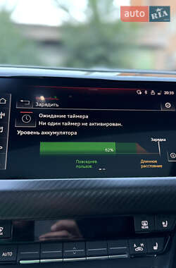 Ліфтбек Audi e-tron GT 2021 в 