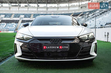 Ліфтбек Audi e-tron GT 2021 в 