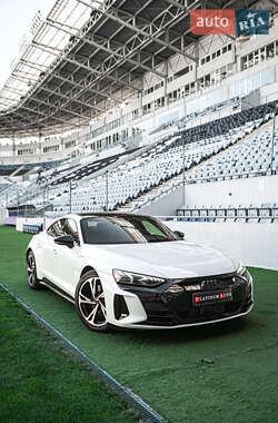 Ліфтбек Audi e-tron GT 2021 в 
