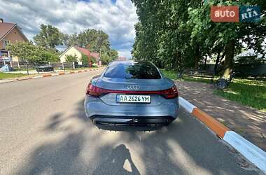 Лифтбек Audi e-tron GT 2022 в 