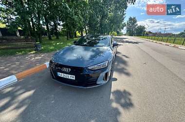 Лифтбек Audi e-tron GT 2022 в 