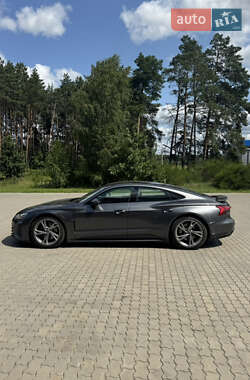 Лифтбек Audi e-tron GT 2021 в 