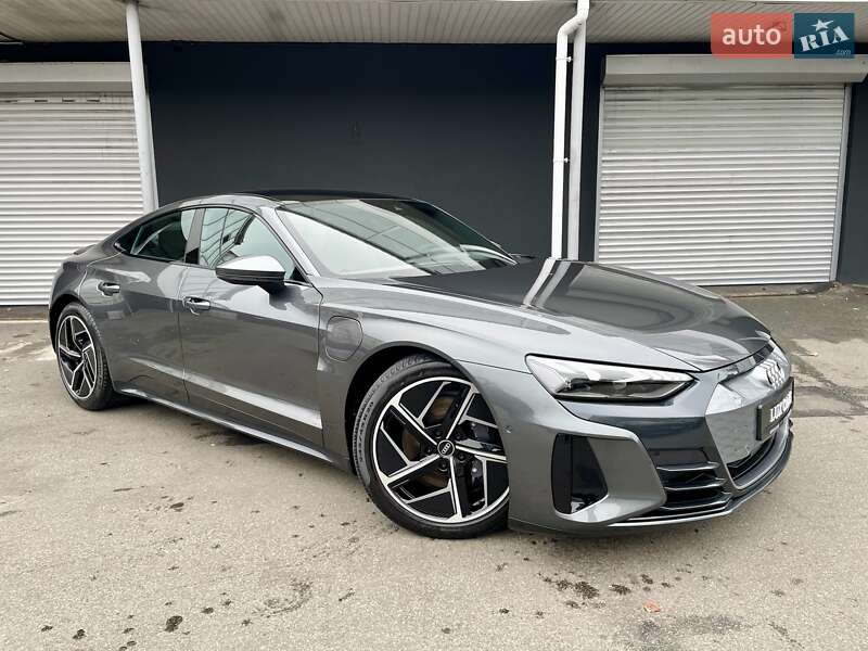 Лифтбек Audi e-tron GT 2021 в Киеве