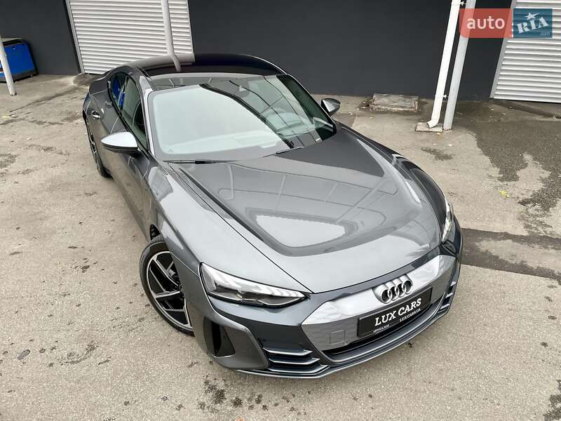Лифтбек Audi e-tron GT 2021 в Киеве