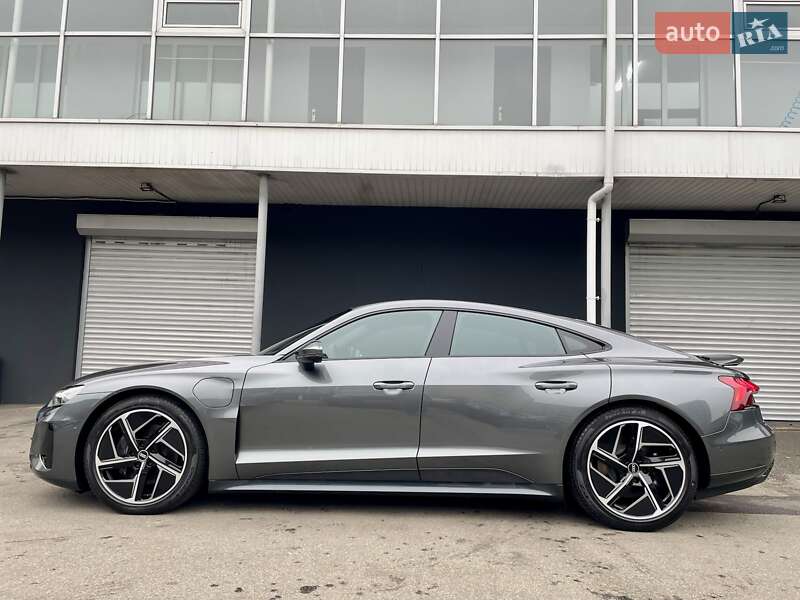 Лифтбек Audi e-tron GT 2021 в Киеве