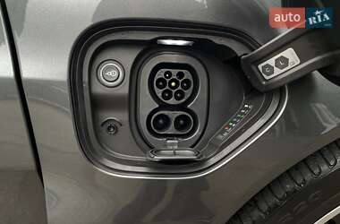 Ліфтбек Audi e-tron GT 2021 в 