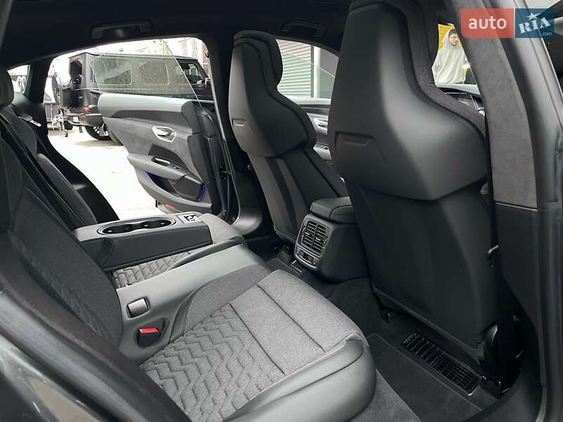 Лифтбек Audi e-tron GT 2021 в Киеве