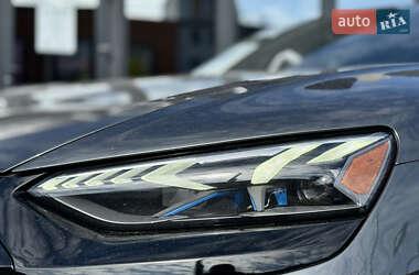 Лифтбек Audi e-tron GT 2022 в 