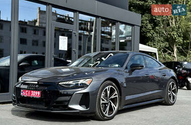 Лифтбек Audi e-tron GT 2022 в 