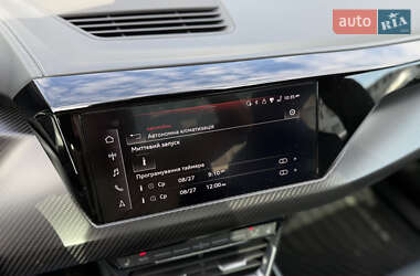 Лифтбек Audi e-tron GT 2022 в 