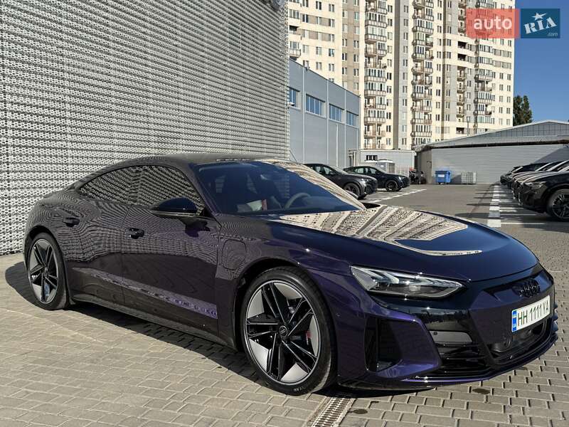 Купе Audi e-tron GT 2024 в Одесі