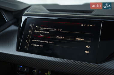 Лифтбек Audi e-tron GT 2021 в 