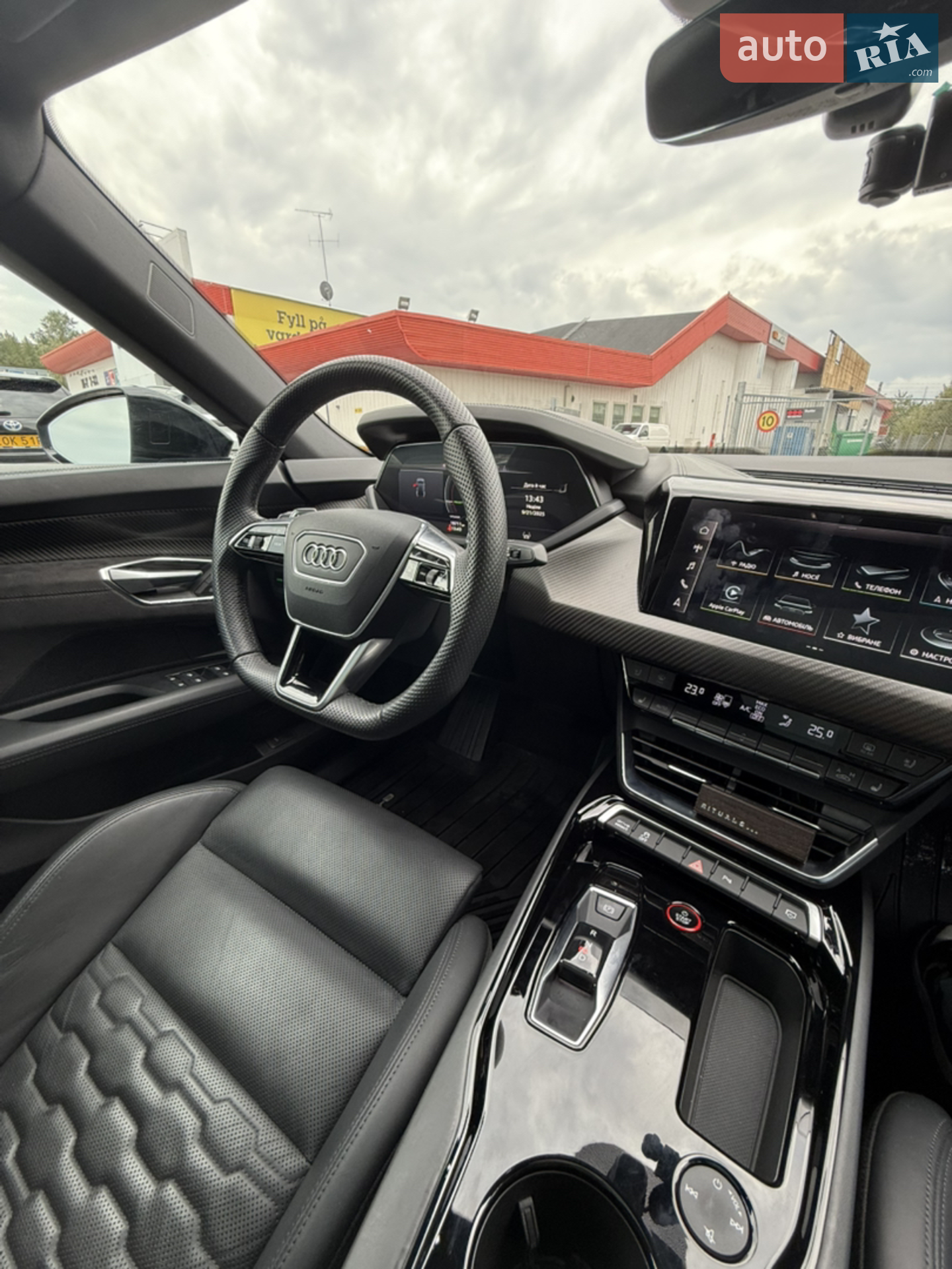 2021 Audi e-tron GT - мініатюра 5