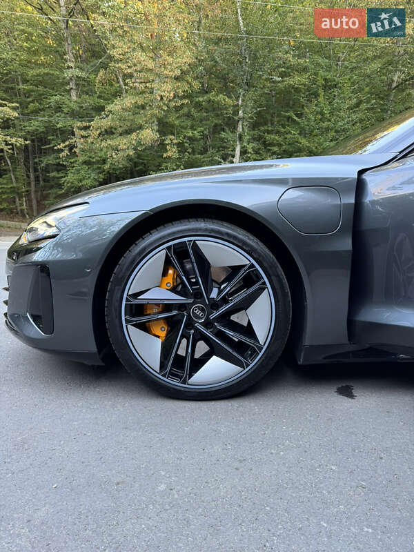 Ліфтбек Audi e-tron GT 2021 в Ужгороді