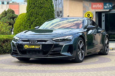 Ліфтбек Audi e-tron GT 2022 в 