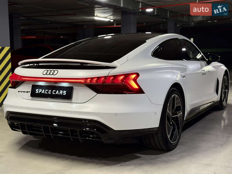 Ліфтбек Audi e-tron GT 2022 в Києві