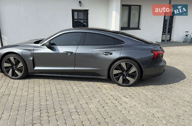 Ліфтбек Audi e-tron GT 2021 в 
