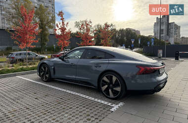 Ліфтбек Audi e-tron GT 2021 в 