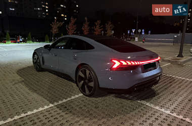 Ліфтбек Audi e-tron GT 2021 в 