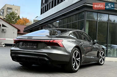 Лифтбек Audi e-tron GT 2022 в 