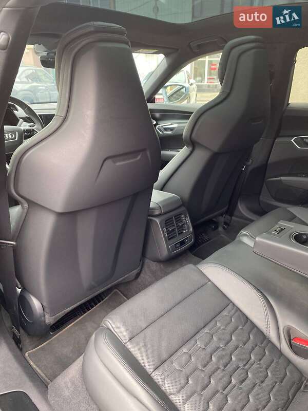 Лифтбек Audi e-tron GT 2021 в Ужгороде