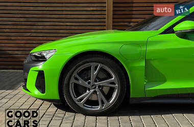 Ліфтбек Audi e-tron GT 2022 в 