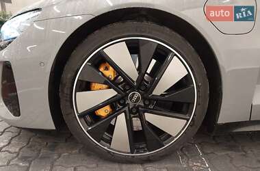Ліфтбек Audi e-tron GT 2022 в 