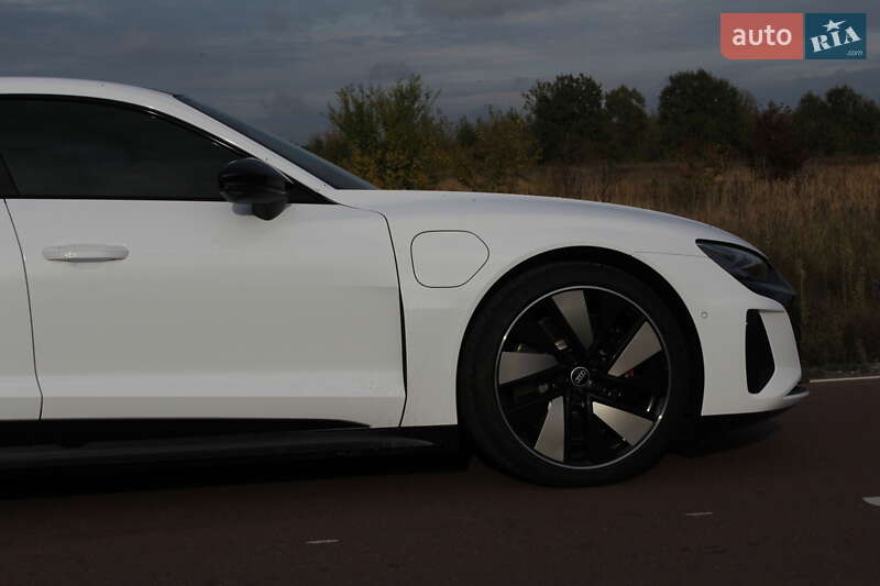 Лифтбек Audi e-tron GT 2021 в Киеве