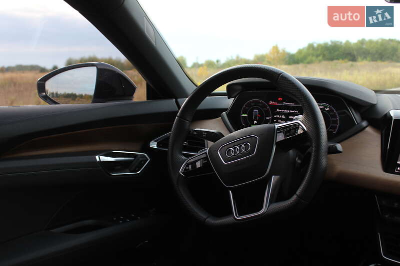 Лифтбек Audi e-tron GT 2021 в Киеве