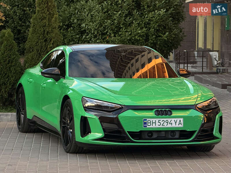 Ліфтбек Audi e-tron GT 2023 в Одесі фото 11 Ліфтбек Audi e-tron GT 2023 в Одесі