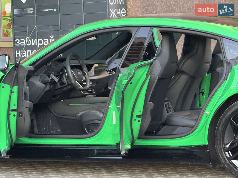 Ліфтбек Audi e-tron GT 2023 в Одесі фото 17 Ліфтбек Audi e-tron GT 2023 в Одесі