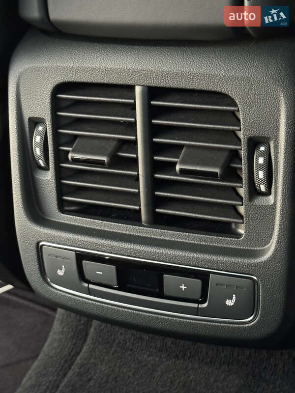 Ліфтбек Audi e-tron GT 2023 в Одесі фото 26 Ліфтбек Audi e-tron GT 2023 в Одесі