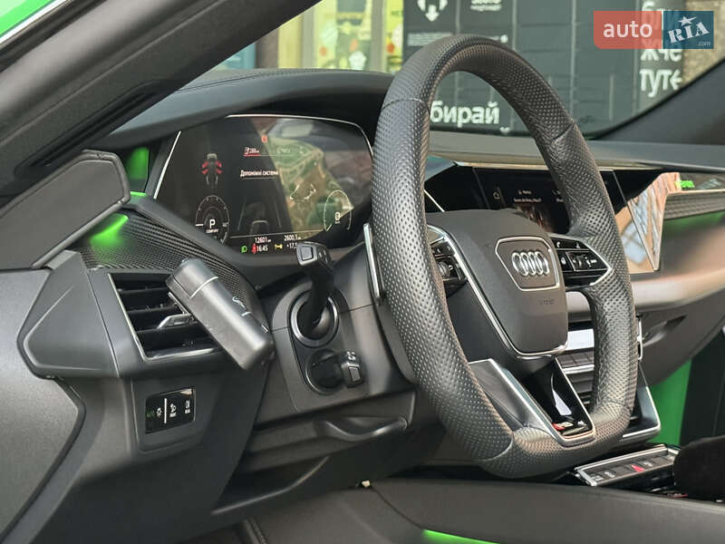 Ліфтбек Audi e-tron GT 2023 в Одесі фото 39 Ліфтбек Audi e-tron GT 2023 в Одесі