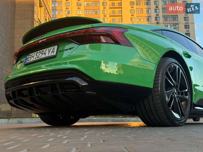 Ліфтбек Audi e-tron GT 2023 в Одесі фото 48 Ліфтбек Audi e-tron GT 2023 в Одесі
