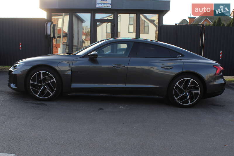 Лифтбек Audi e-tron GT 2022 в Киеве