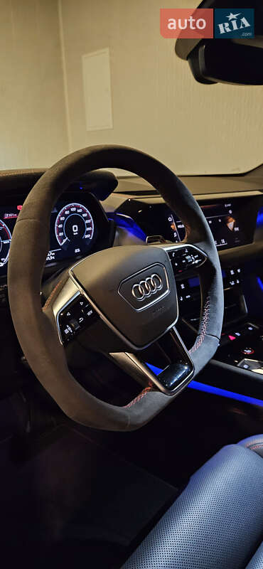 Лифтбек Audi e-tron GT 2023 в Харькове